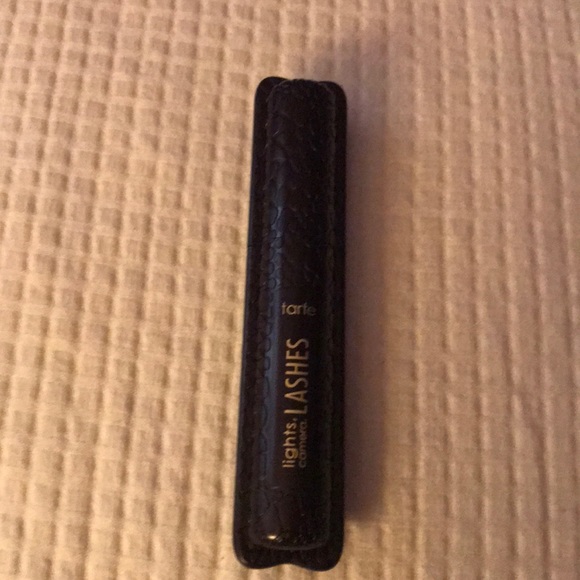 Tarte mini lights, lashes, camera 4in1 mascara - Picture 2 of 3